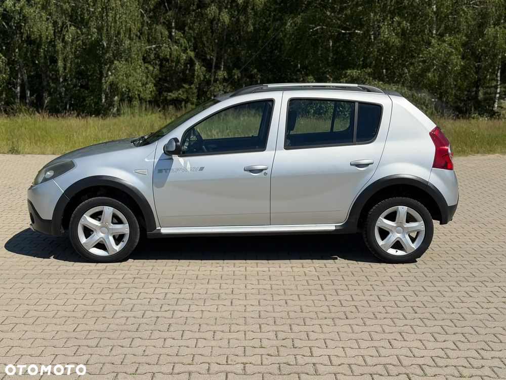Dacia Sandero 1.6 MPI Stepway - 4