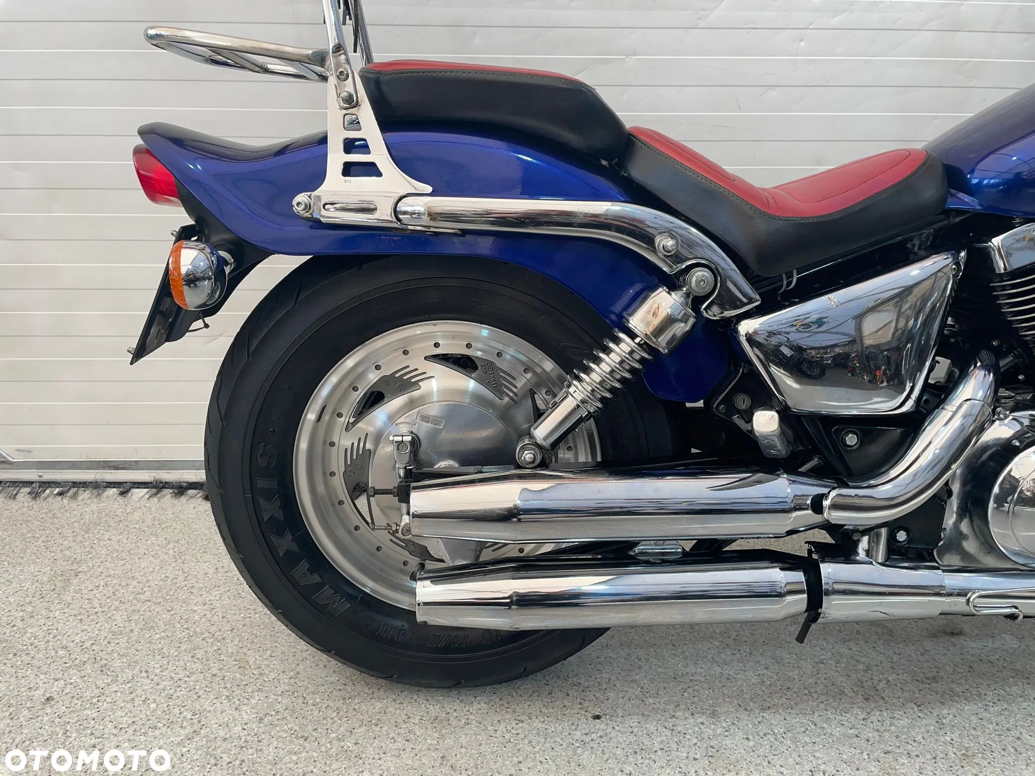 Suzuki Marauder - 11