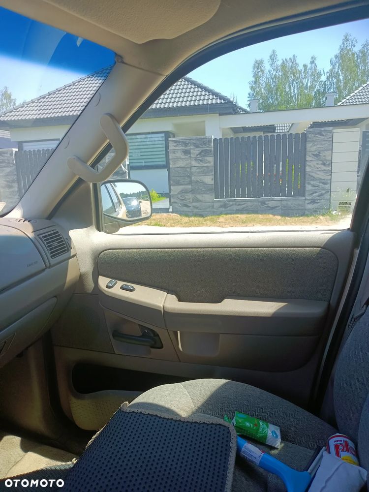 Ford Explorer - 4