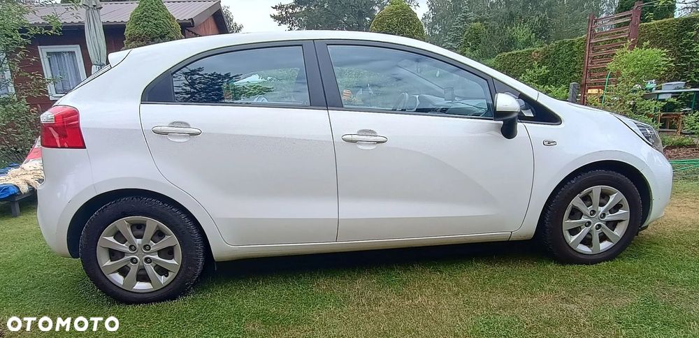 Kia Rio 1.1 crdi M - 6