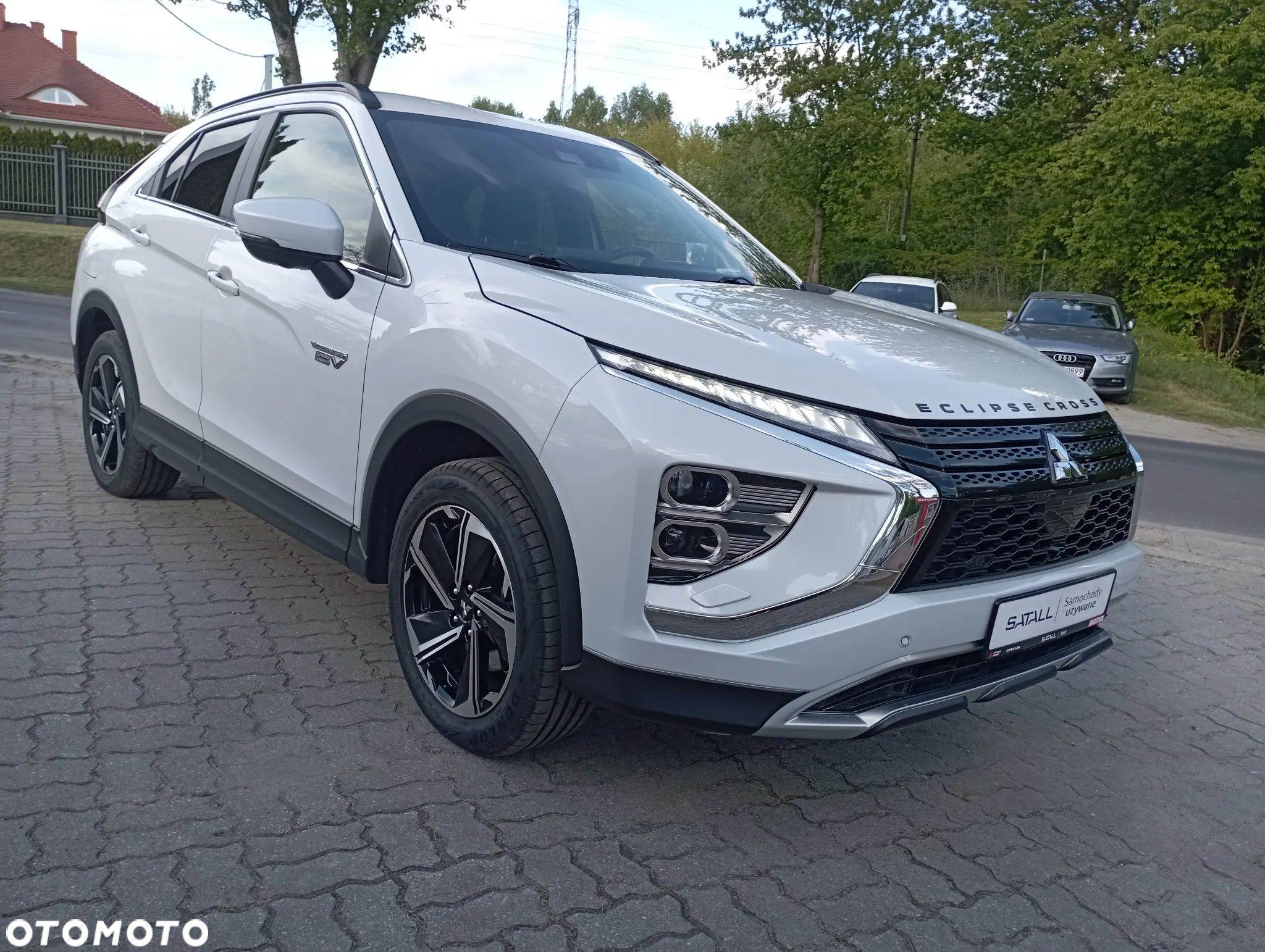 Mitsubishi Eclipse Cross 2.4 PHEV Intense Plus - 1