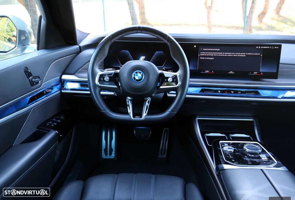 BMW i7 xDrive60 Pack Desportivo M - 6
