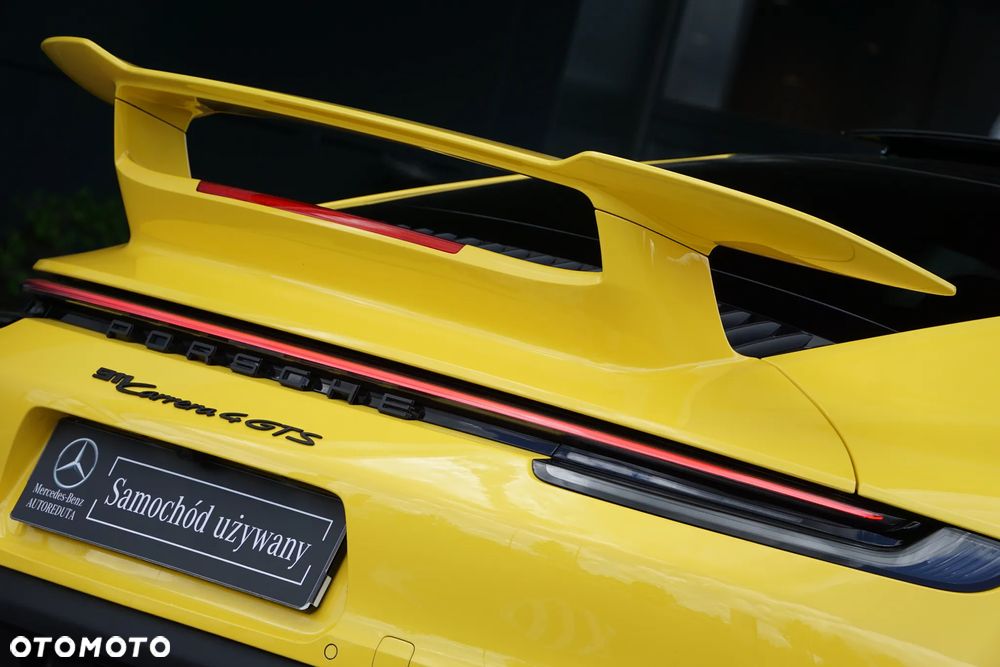 Porsche 911 Carrera 4 GTS PDK - 20