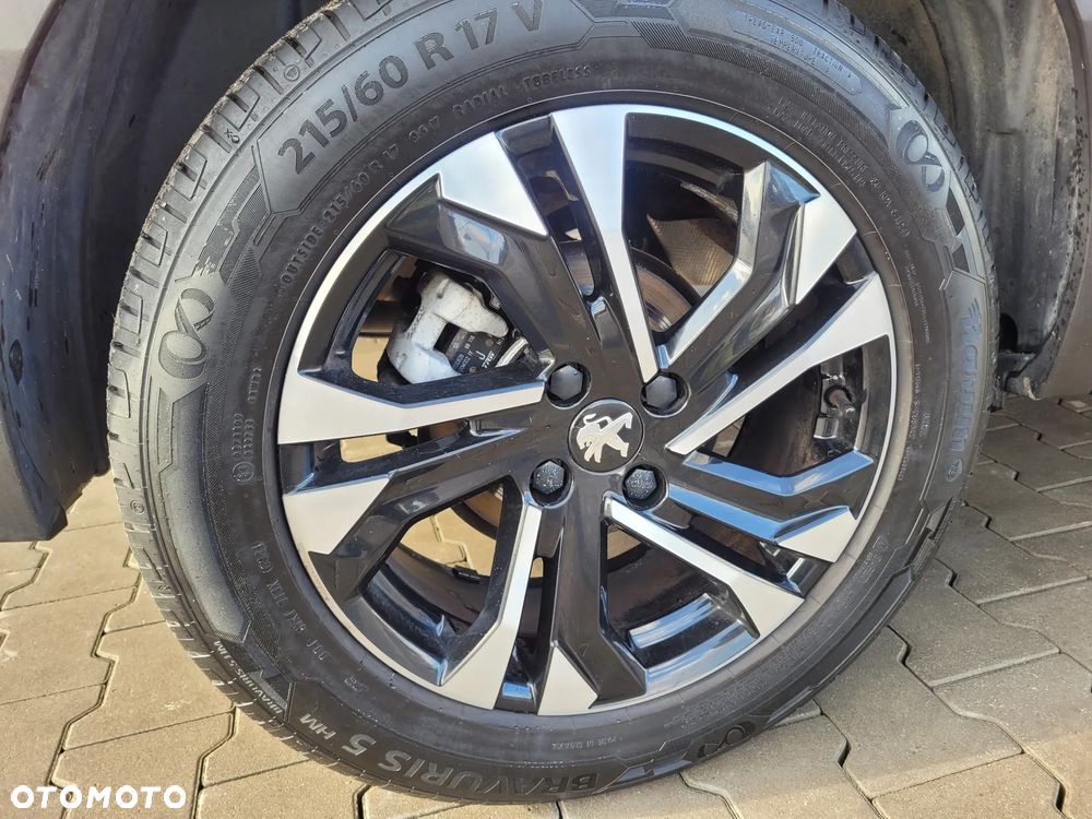 Peugeot 2008 PureTech 130 GT Pack - 12