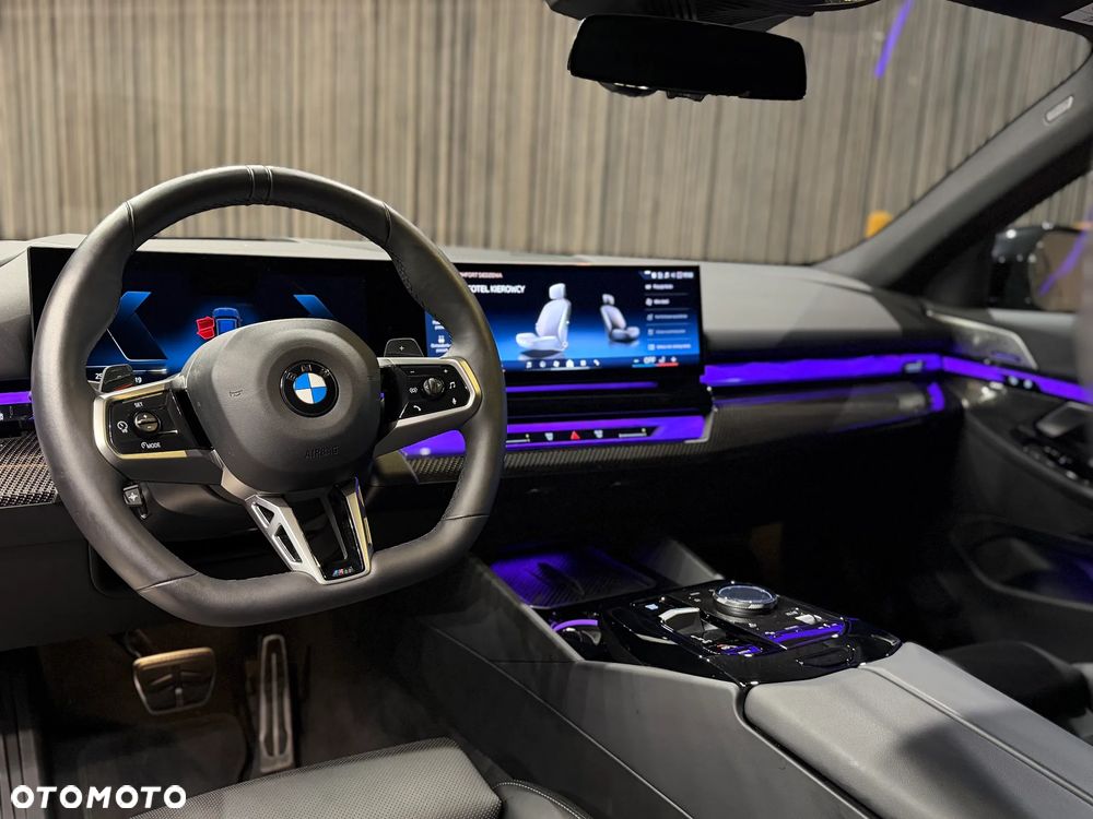 BMW Seria 5 540d xDrive - 10