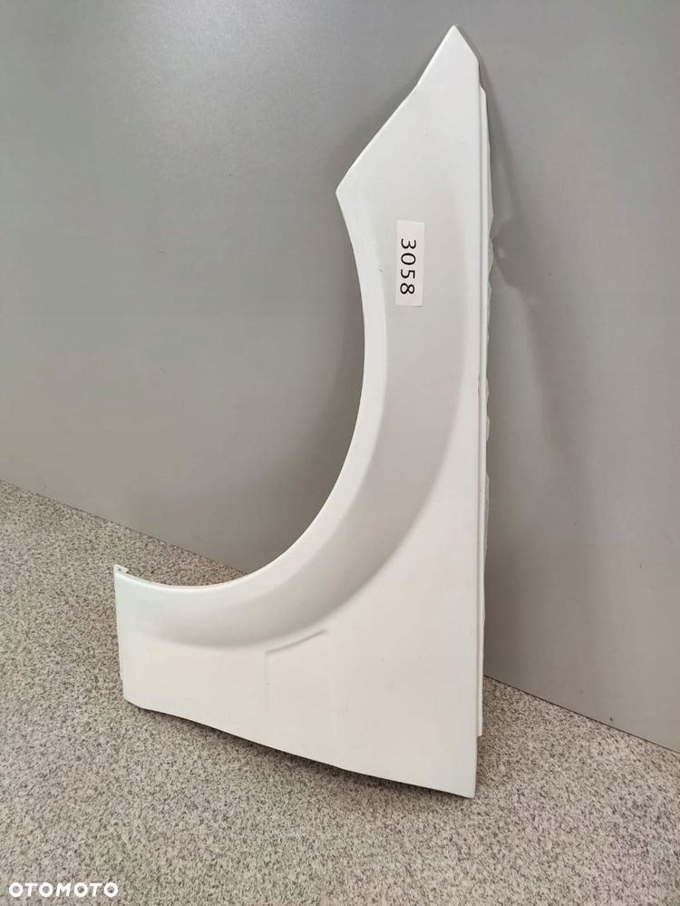 MERCEDES C KLASA W204 C63 AMG 63 BŁOTNIK PRZEDNI LEWY - 1