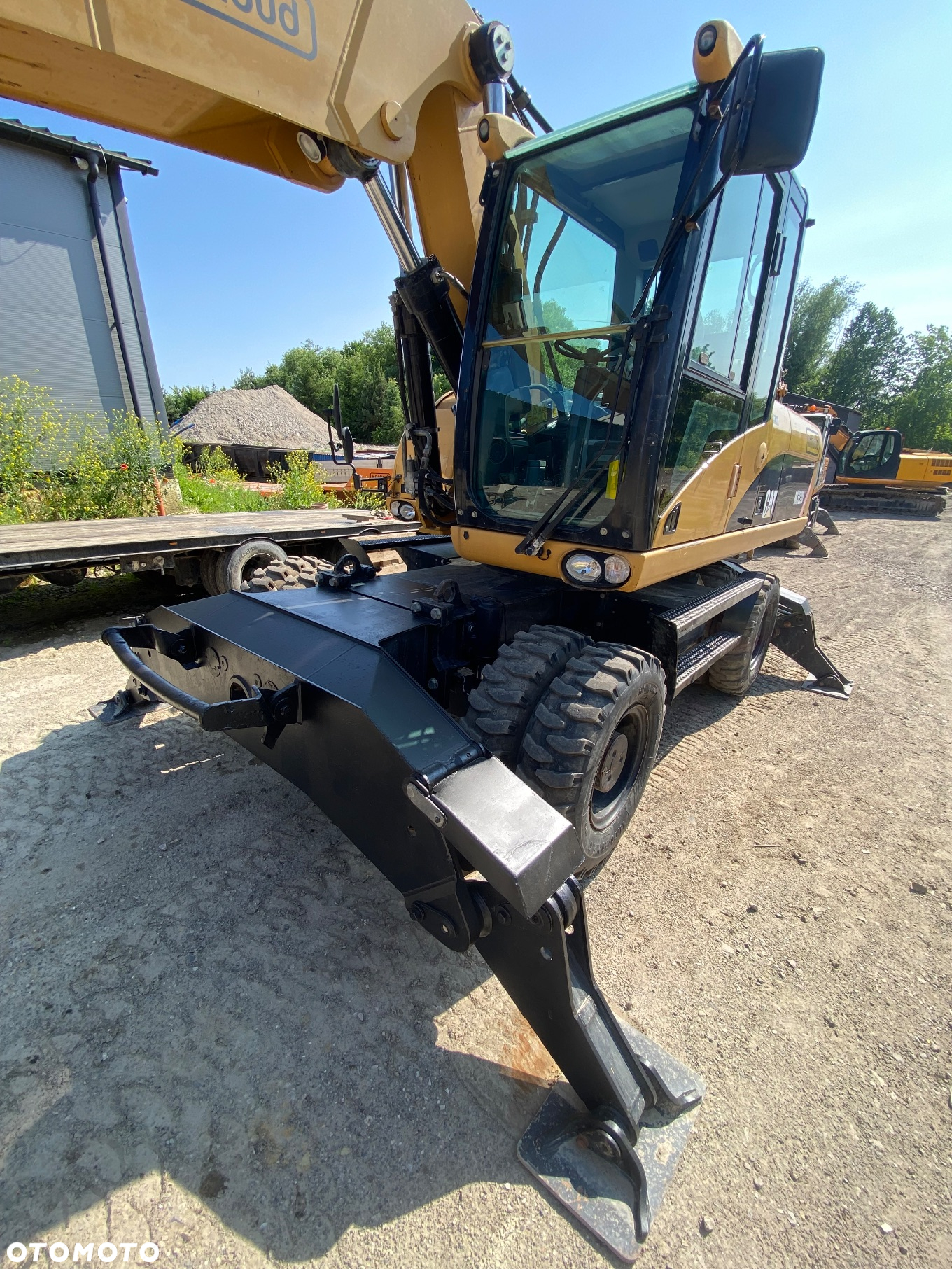 Caterpillar M322D - 6