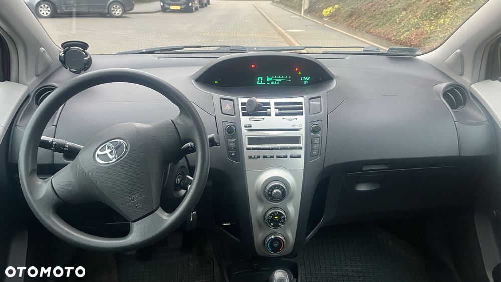 Toyota Yaris 1.4 D-4D Luna A/C - 7