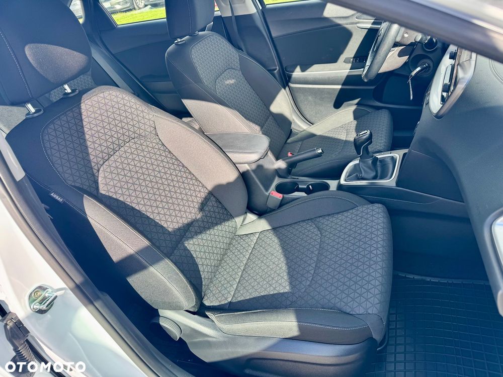 Kia Ceed - 17