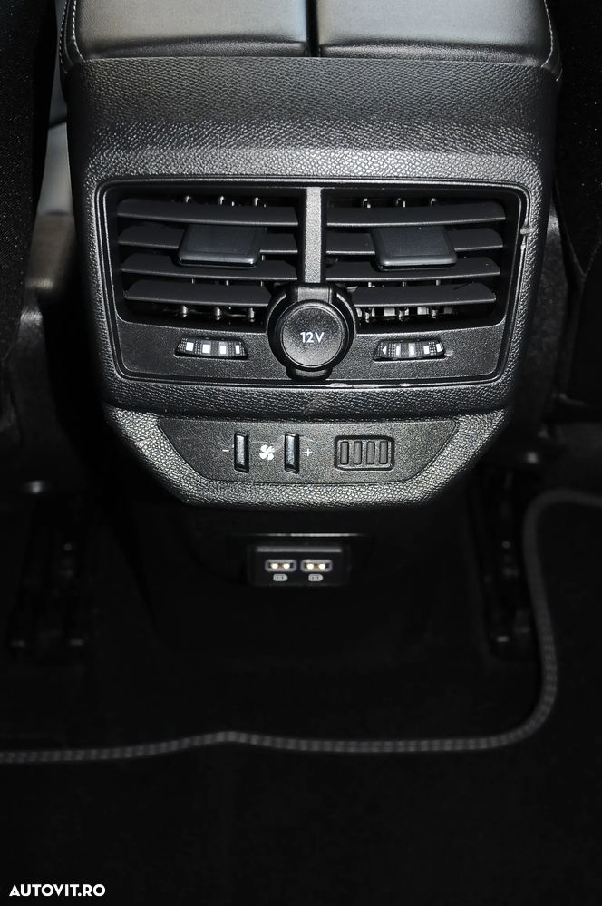 Peugeot 5008 BlueHDI 130 EAT8 Allure - 33