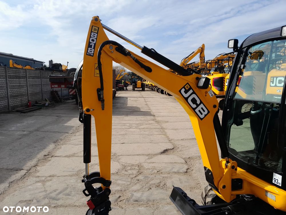 JCB 8018 - 9