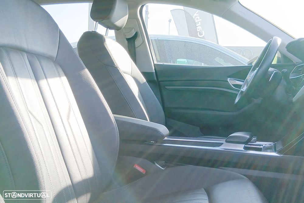 Audi e-tron 55 quattro Advanced - 13