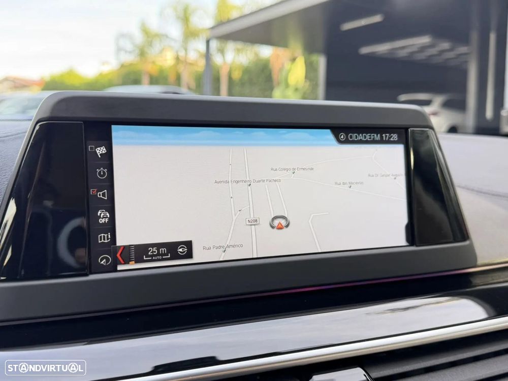 BMW 520 d Line Luxury Auto - 35