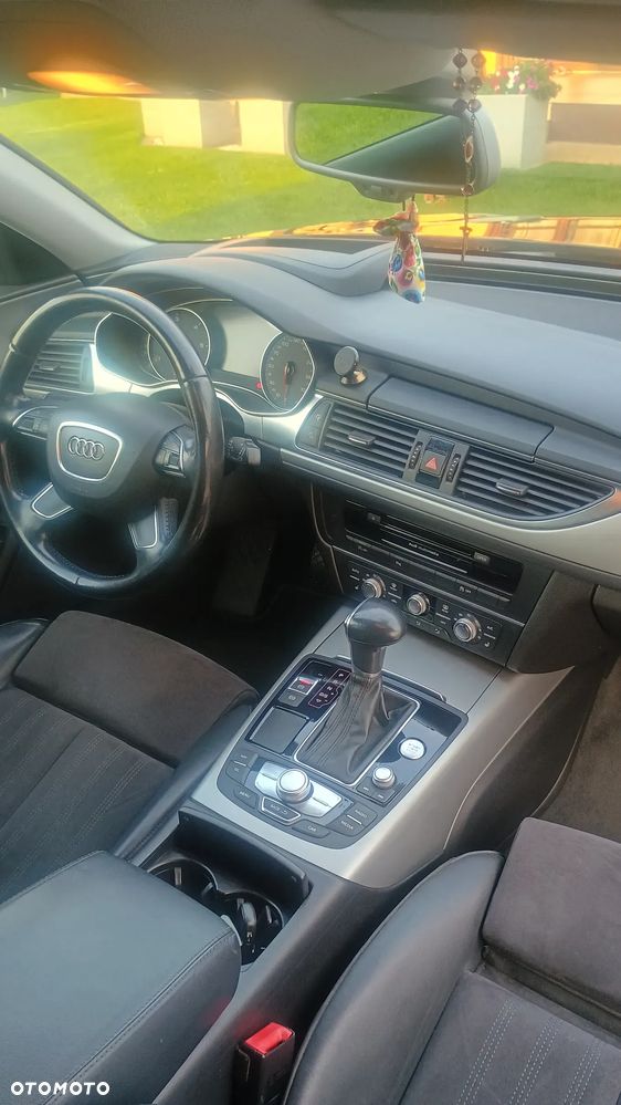 Audi A6 - 12