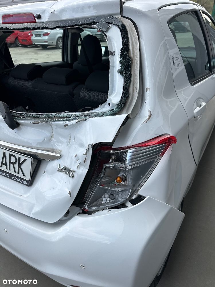 Toyota Yaris 1.33 Prestige - 19