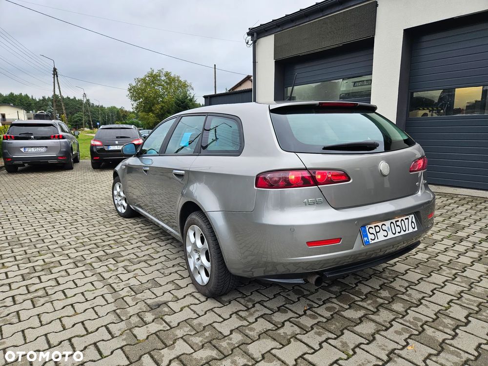 Alfa Romeo 159 1.9 JTDM 8V DPF Distinctive - 3