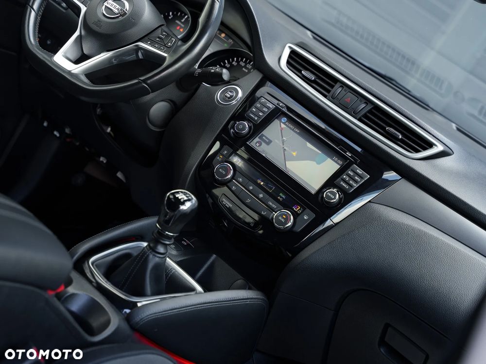 Nissan Qashqai 1.5 dCi N-Connecta - 19