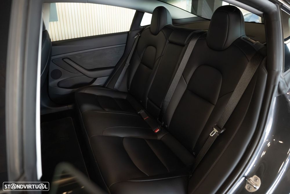 Tesla Model 3 Standard Range Plus RWD - 23