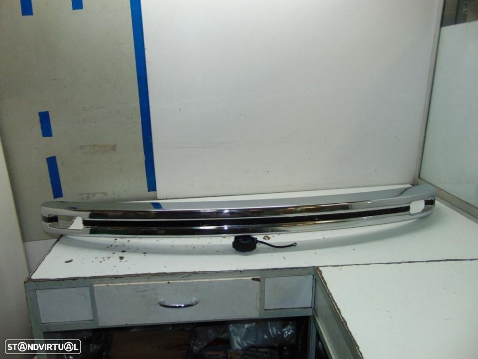 VW Carocha 1303 73 para a frente pára-choques - 1