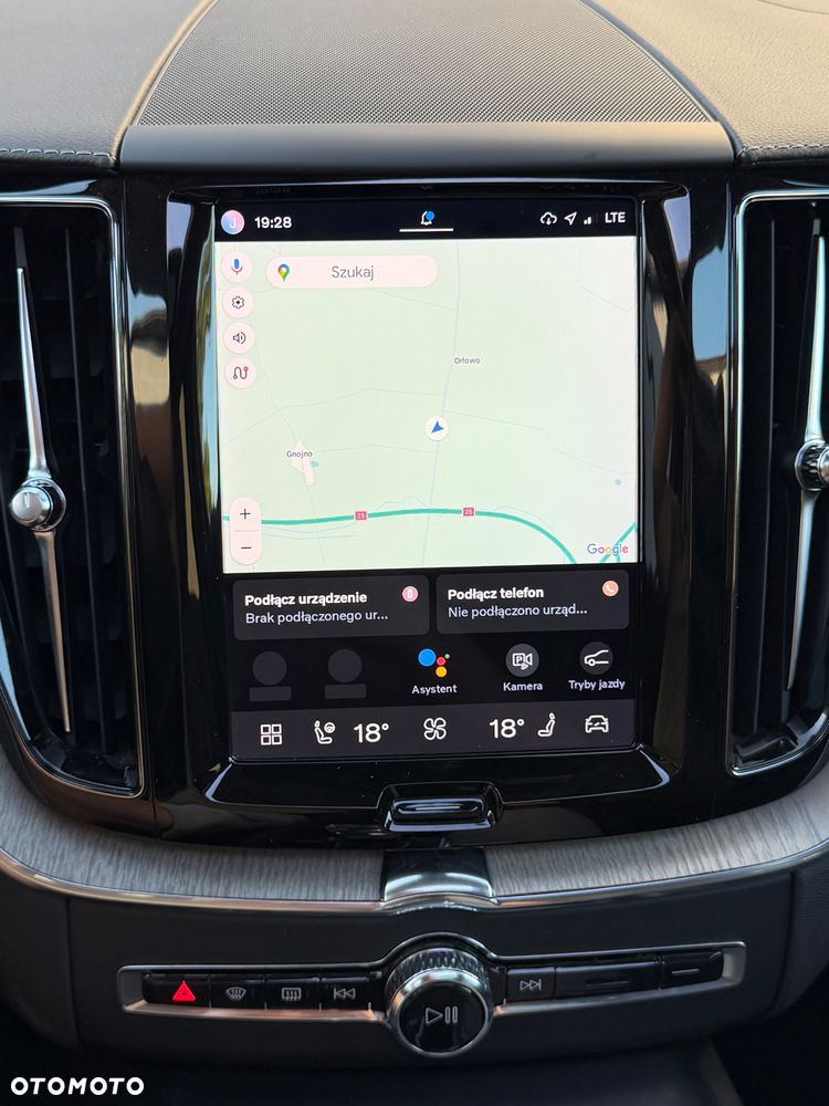 Volvo XC 60 T6 Plug-In Hybrid AWD Inscription - 23