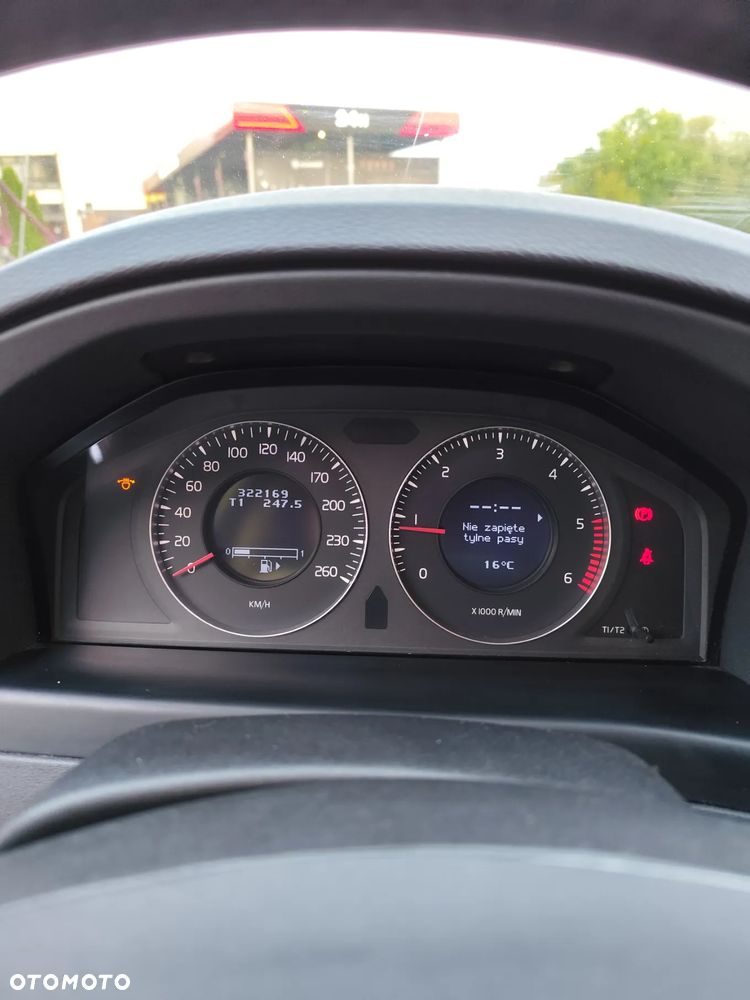 Volvo V70 2.0D Summum - 21