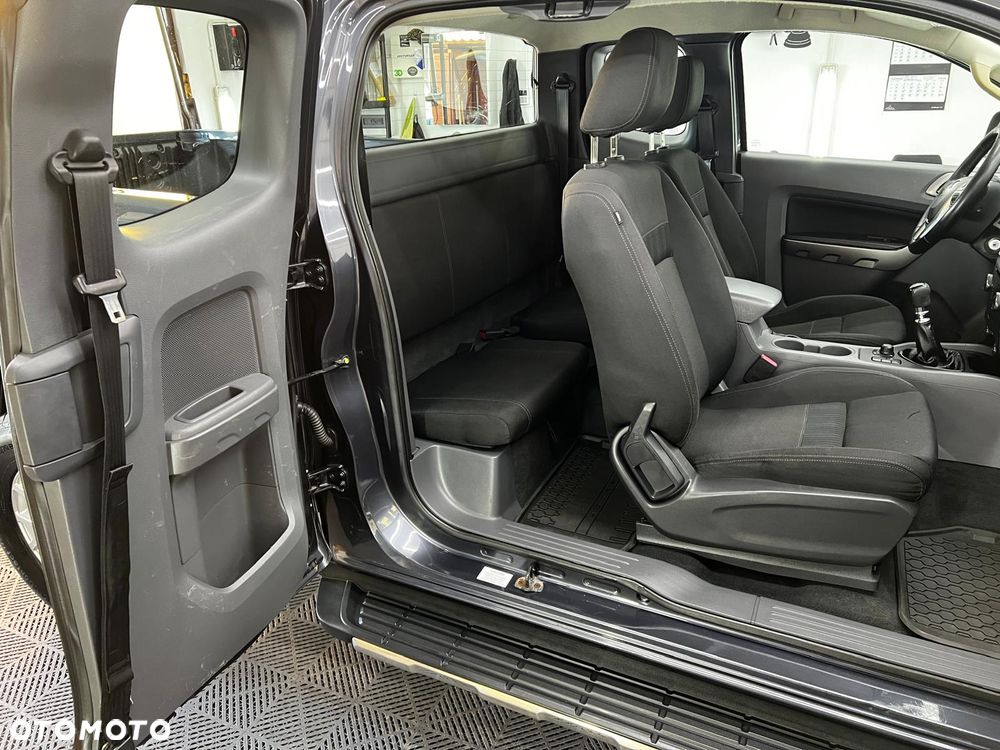 Ford Ranger XLT - 23