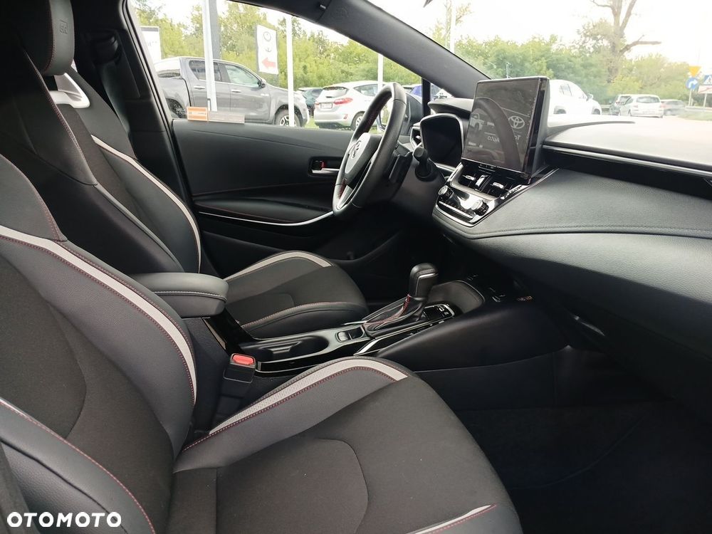 Toyota Corolla 2.0 Hybrid GR Sport Dynamic - 9