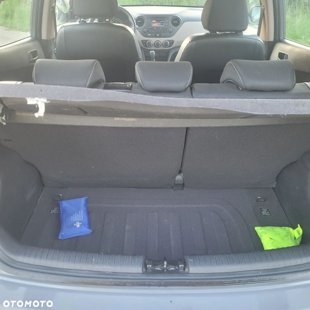 Hyundai i10 1.0 - 15