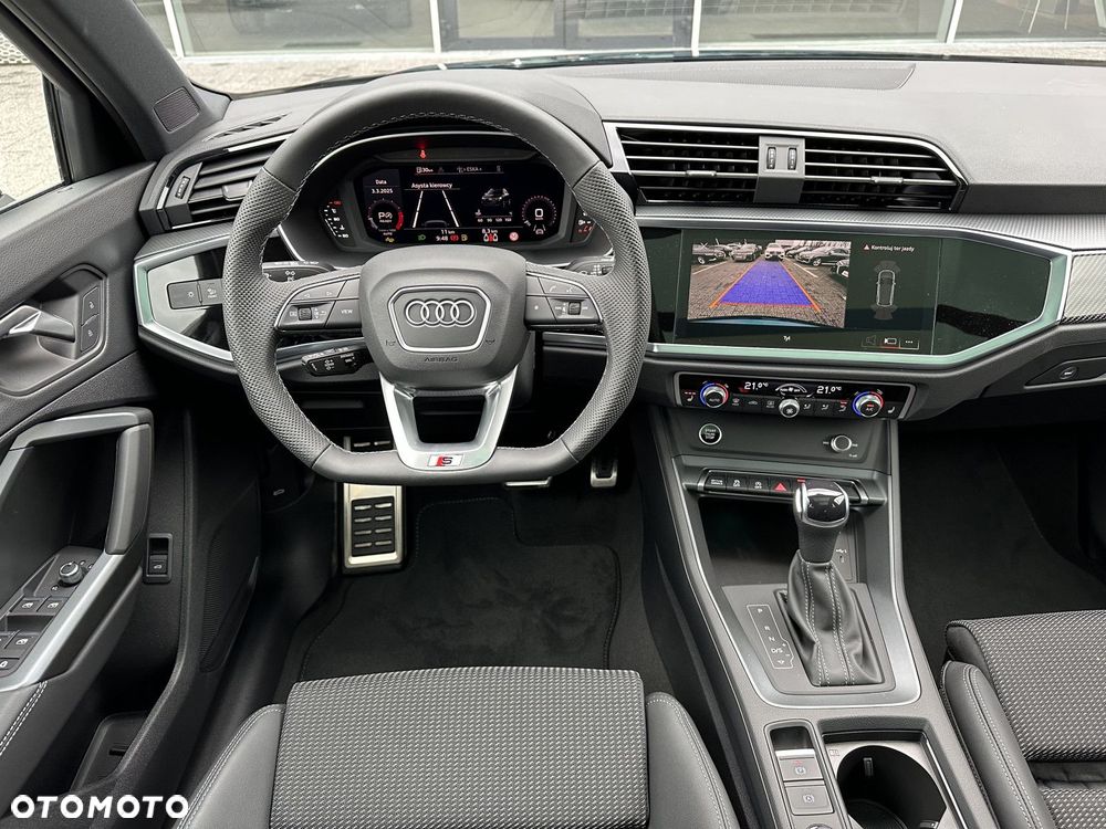 Audi Q3 - 16