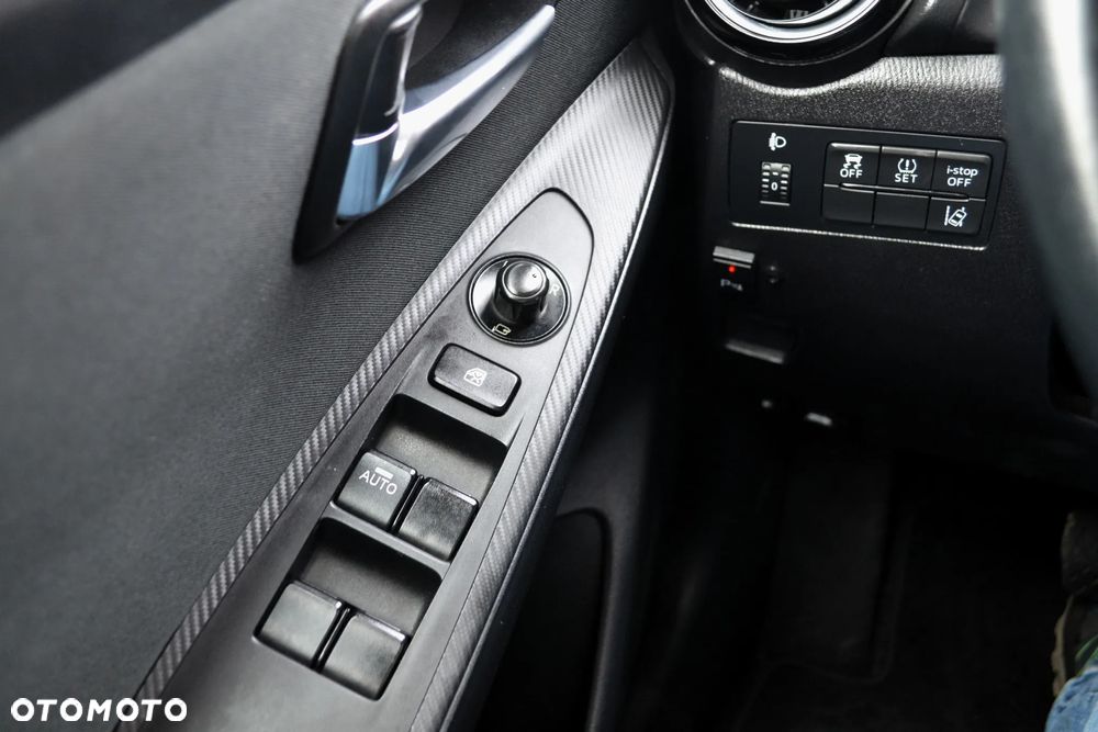 Mazda 2 SKYACTIV-G 90 Sports-Line - 24