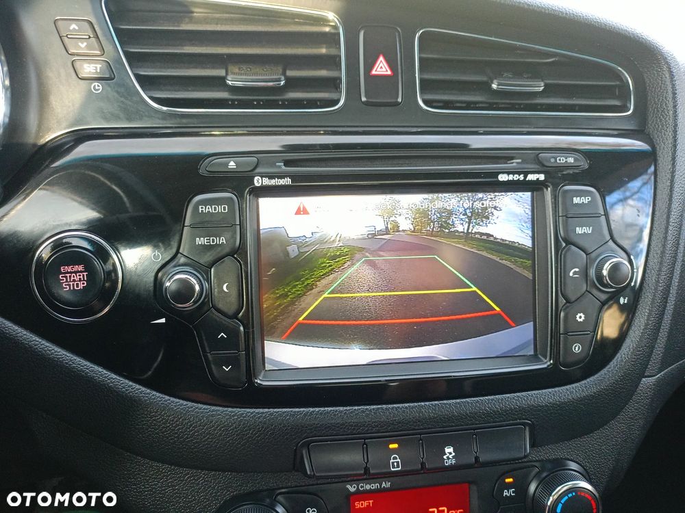 Kia Ceed 1.6 CRDi 128 ISG Platinum Edition - 12