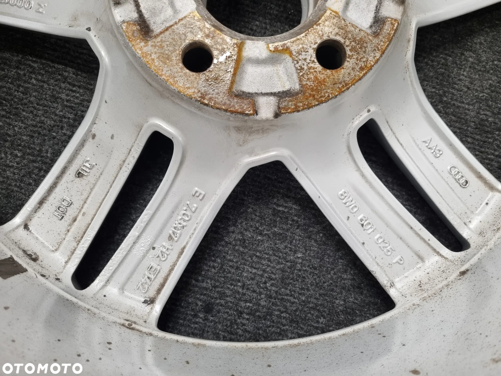 Alufelgi Audi A4 B9 17 cali 5x112  8W0601025P 1szt. - 4