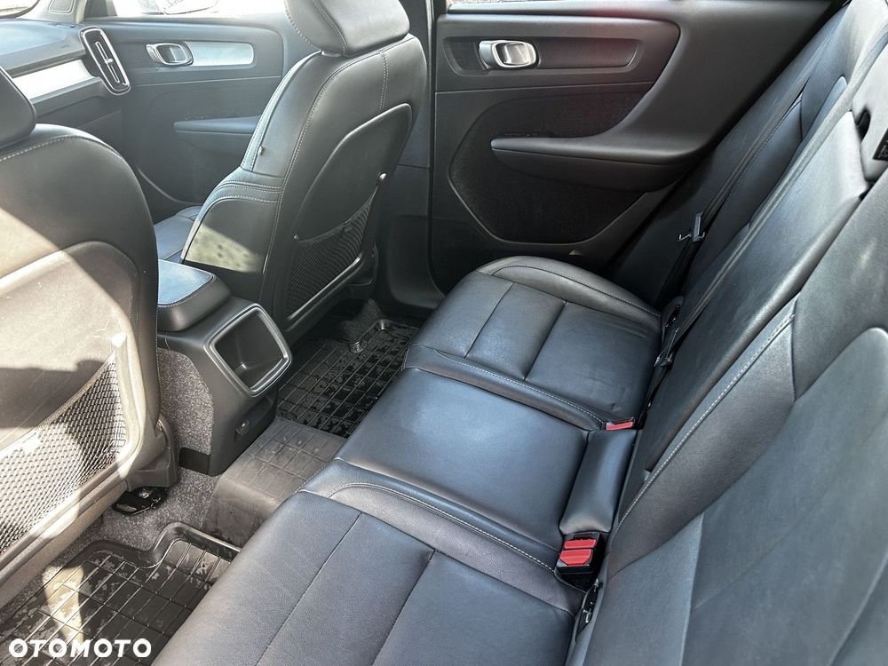Volvo XC 40 - 13