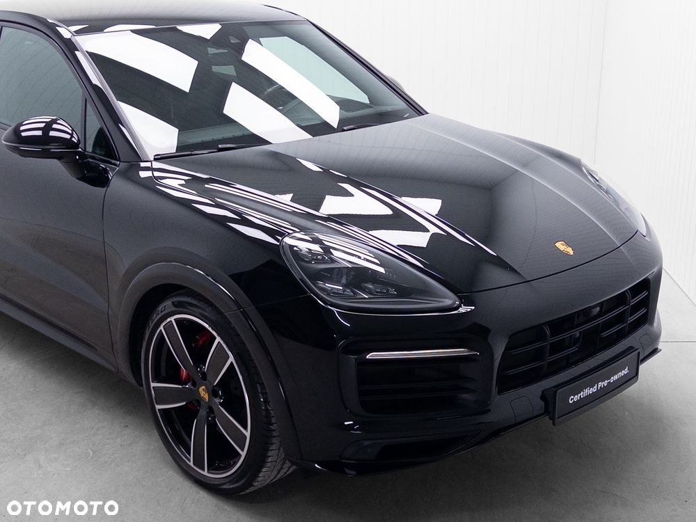Porsche Cayenne GTS - 15