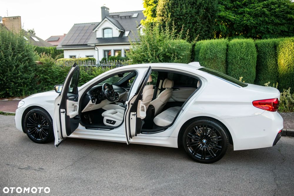 BMW Seria 5 520d xDrive Sport - 16