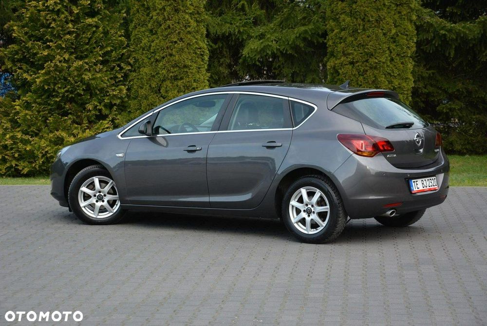 Opel Astra 1.4 Turbo Cosmo - 5
