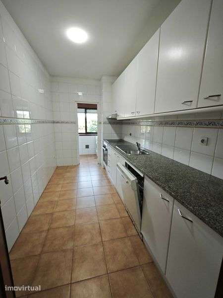 T1 com garagem para arrendar em Rua do Pombal 72, Vilar de Andorinho - Grande imagem: 5/12