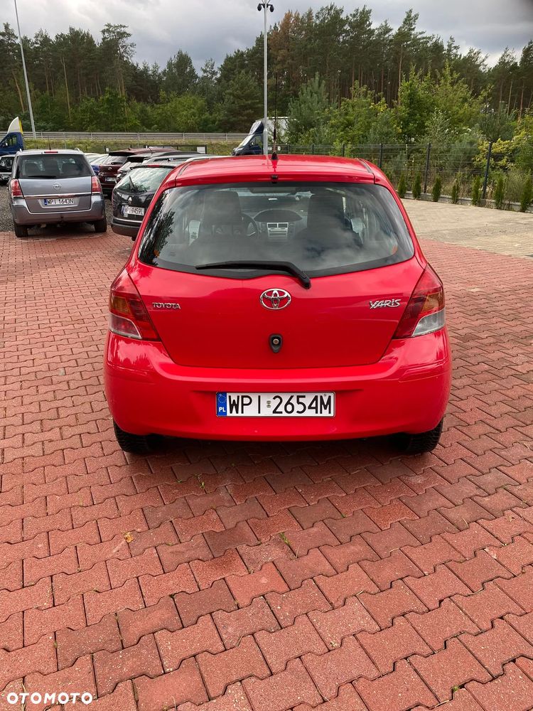 Toyota Yaris 1.0 Active - 3