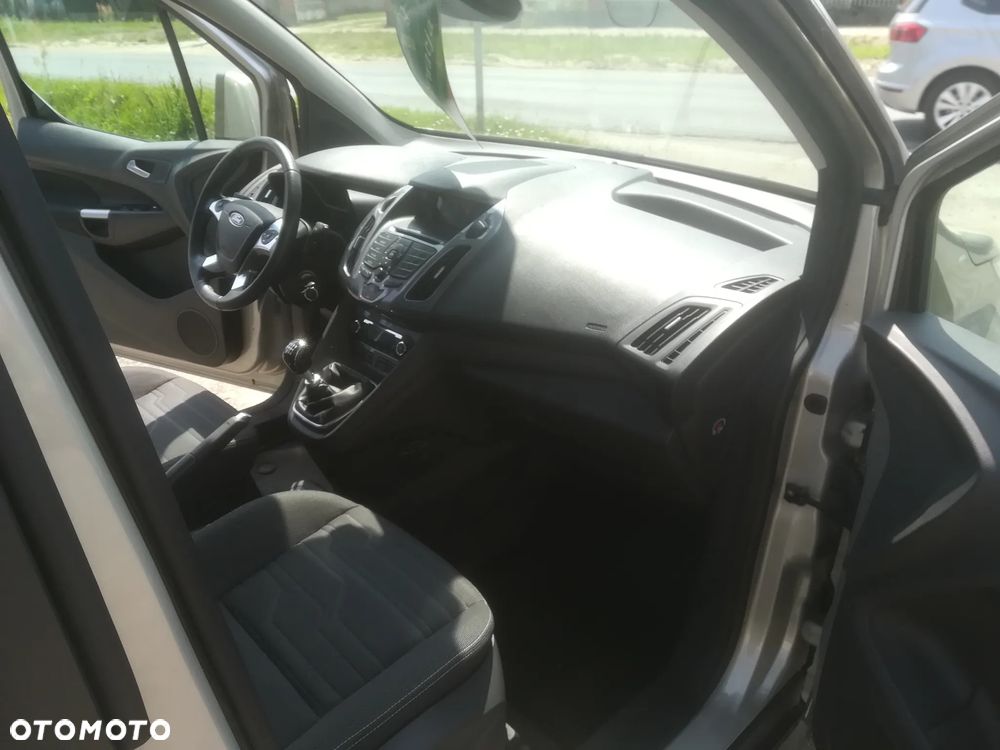 Ford Tourneo Connect 1.0 EcoBoost Start-Stop Titanium - 23
