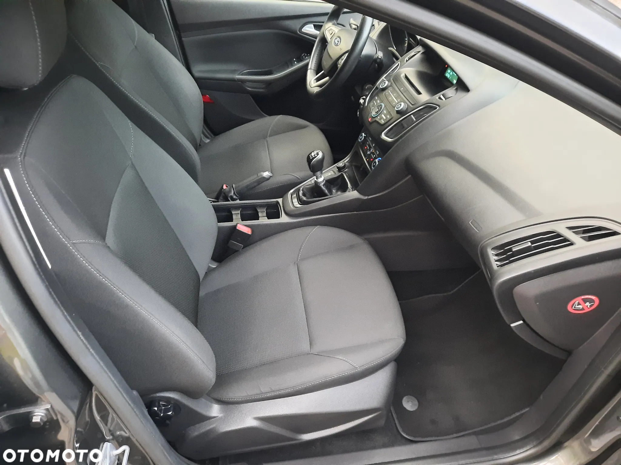 Ford Focus 1.0 EcoBoost Edition - 12