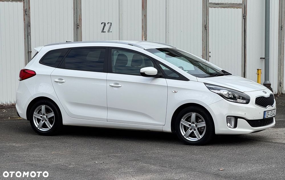 Kia Carens 1.7 CRDi 115 Dream Team Edition - 8