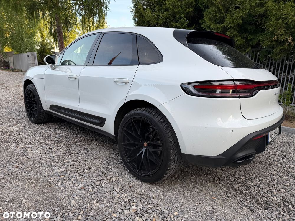 Porsche Macan Standard - 24