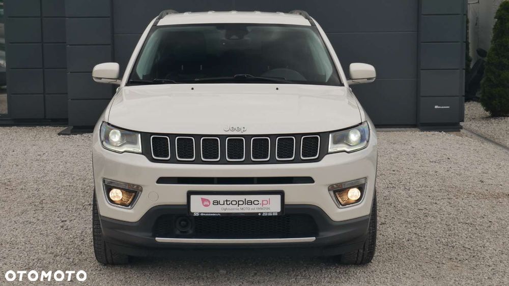 Jeep Compass - 4