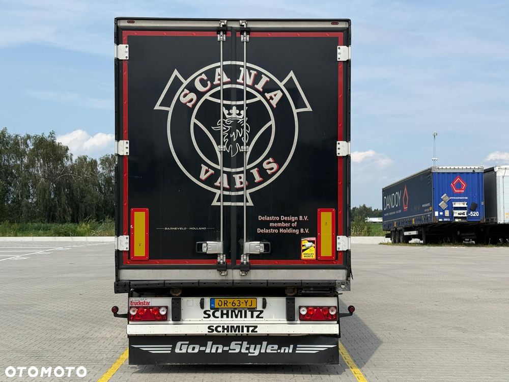 Schmitz Cargobull Czarny metalik ! - 5
