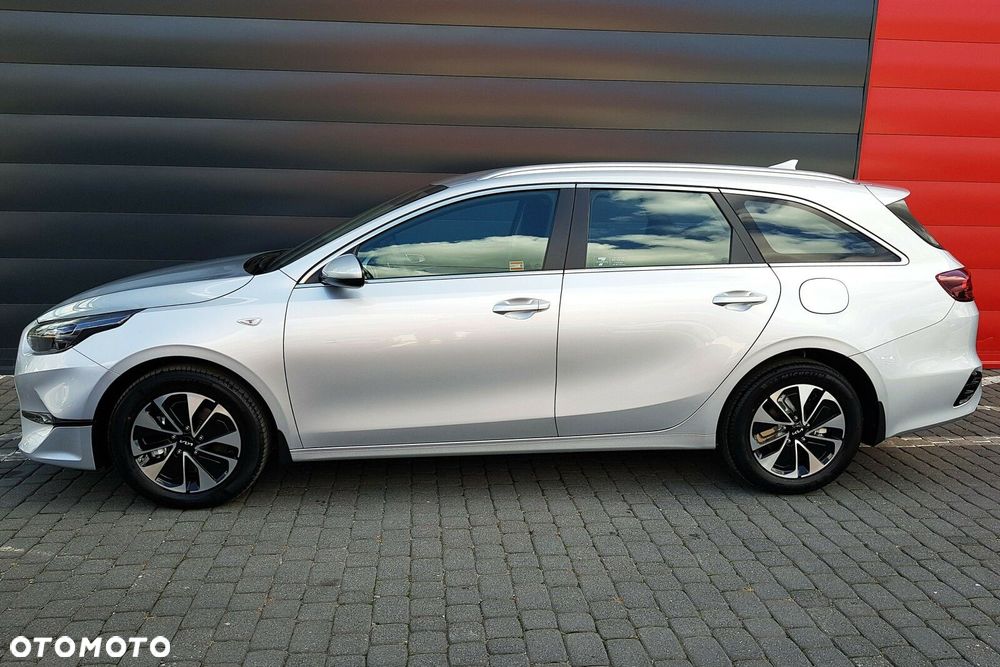 Kia Ceed - 5