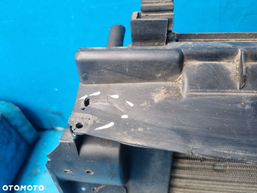 VW TRANSPORTER T4 2.4D PAS PRZEDNI - 4