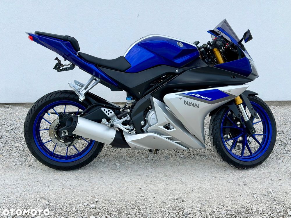 Yamaha YZF - 16