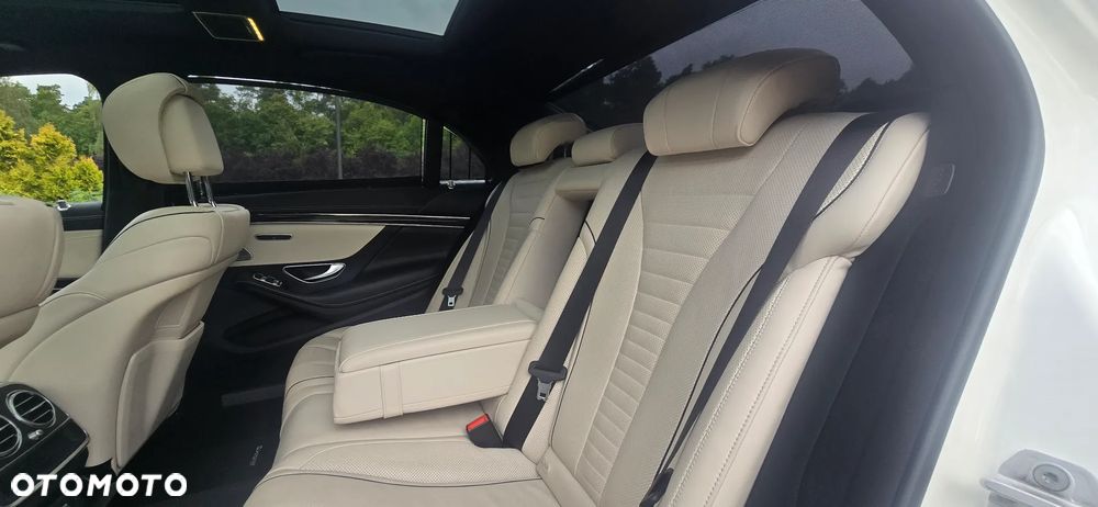 Mercedes-Benz Klasa S 560 4-Matic L 9G-TRONIC - 24