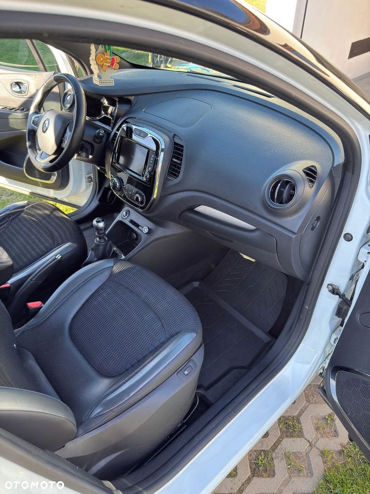 Renault Captur 1.2 Energy TCe Night&Day - 19