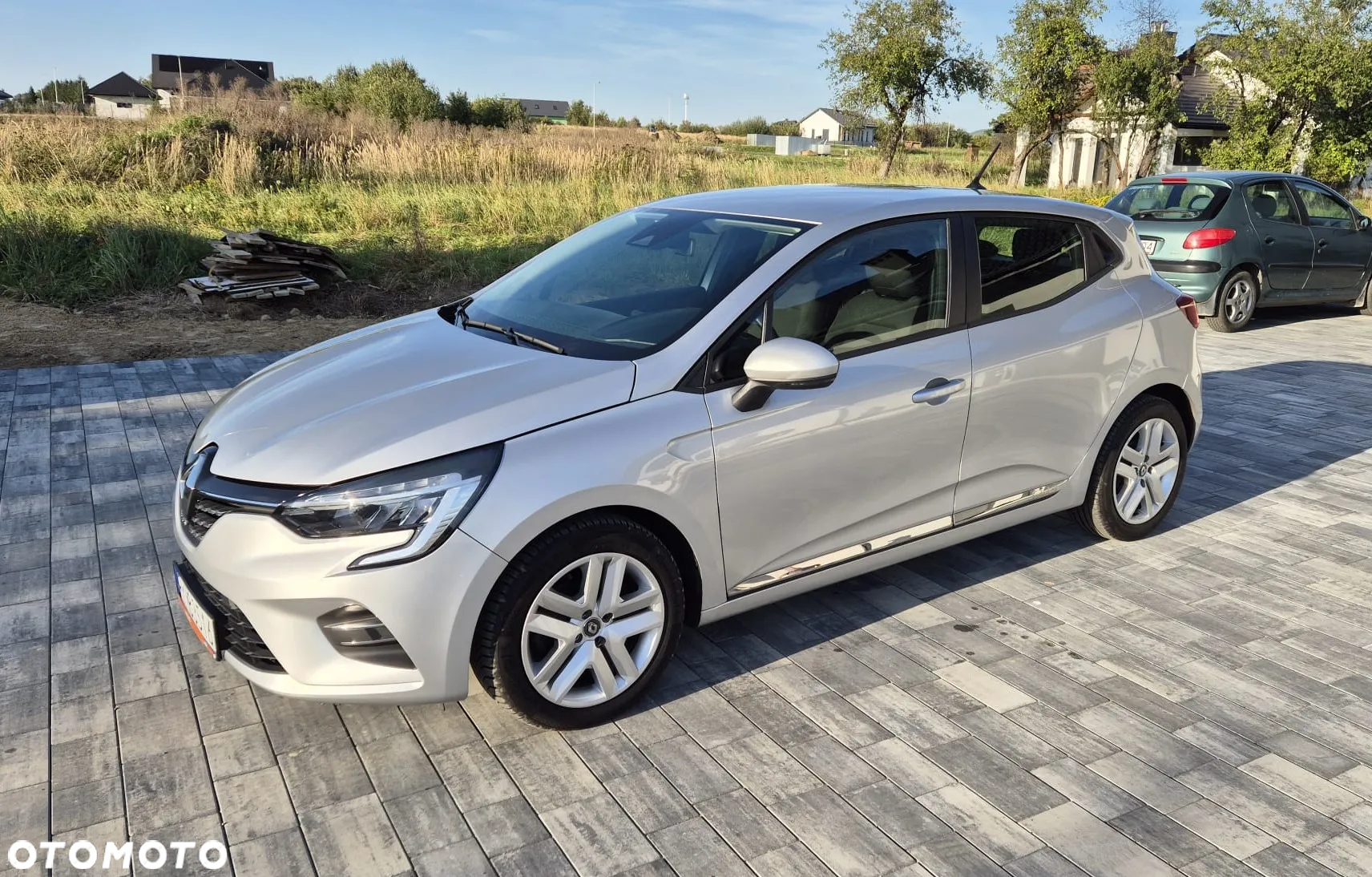 Renault Clio BLUE dCi 100 EVOLUTION - 4